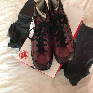 Leather shoes size 7